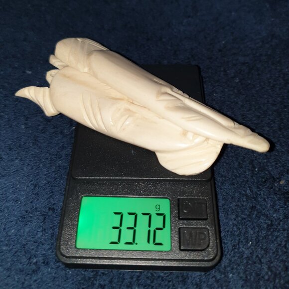 Rare African Vintage Tribal Bone Carved Mask Face Pendants – Set of 2 - Picture 10 of 10